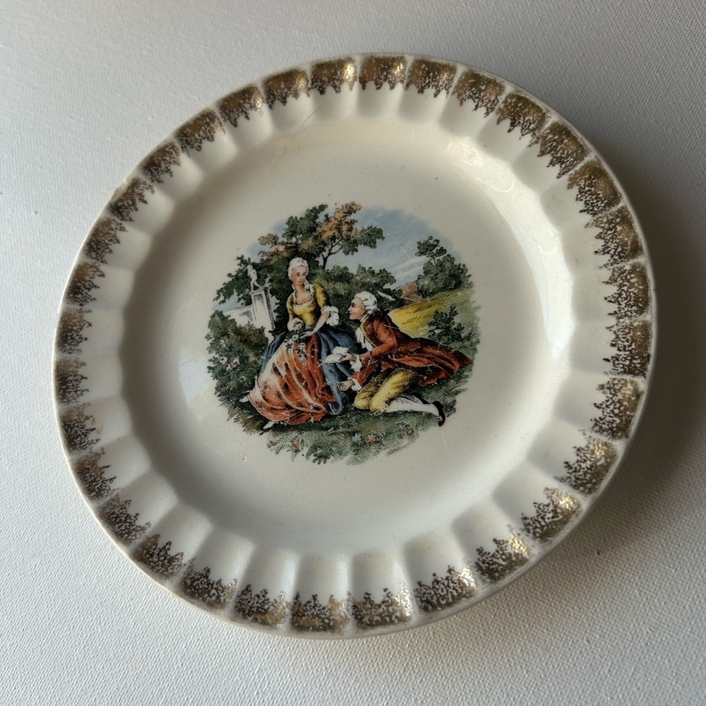 Cronin small numbered porcelain plate of Courting Couple